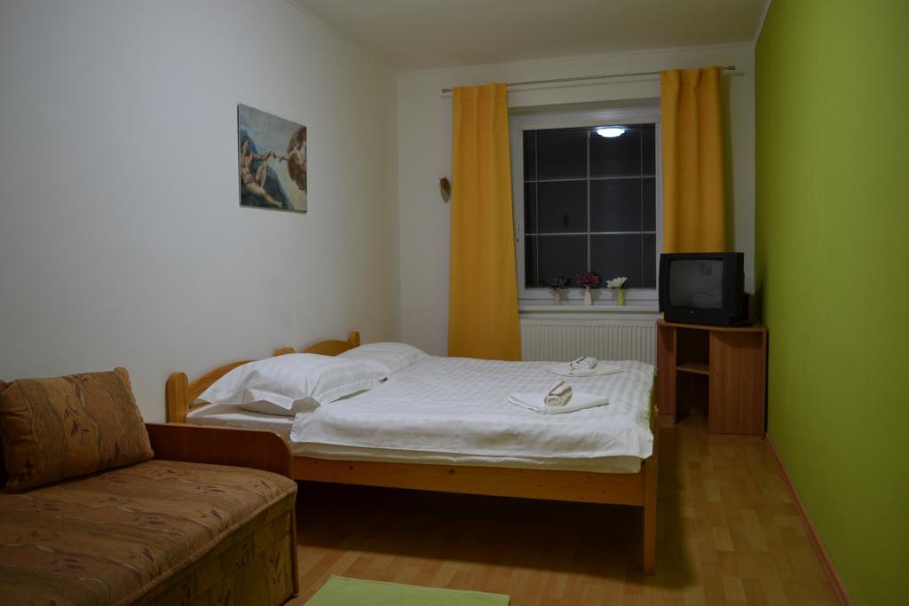 Privat Julia Ξενοδοχείο Vrbov Δωμάτιο φωτογραφία