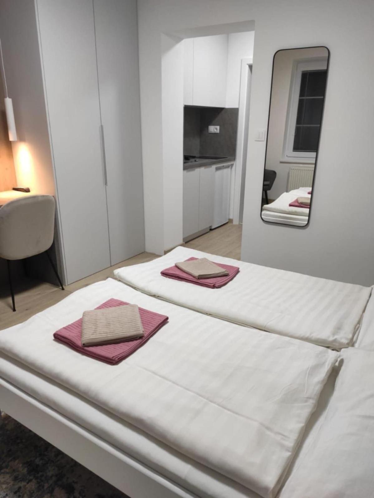 Privat Julia Ξενοδοχείο Vrbov Εξωτερικό φωτογραφία