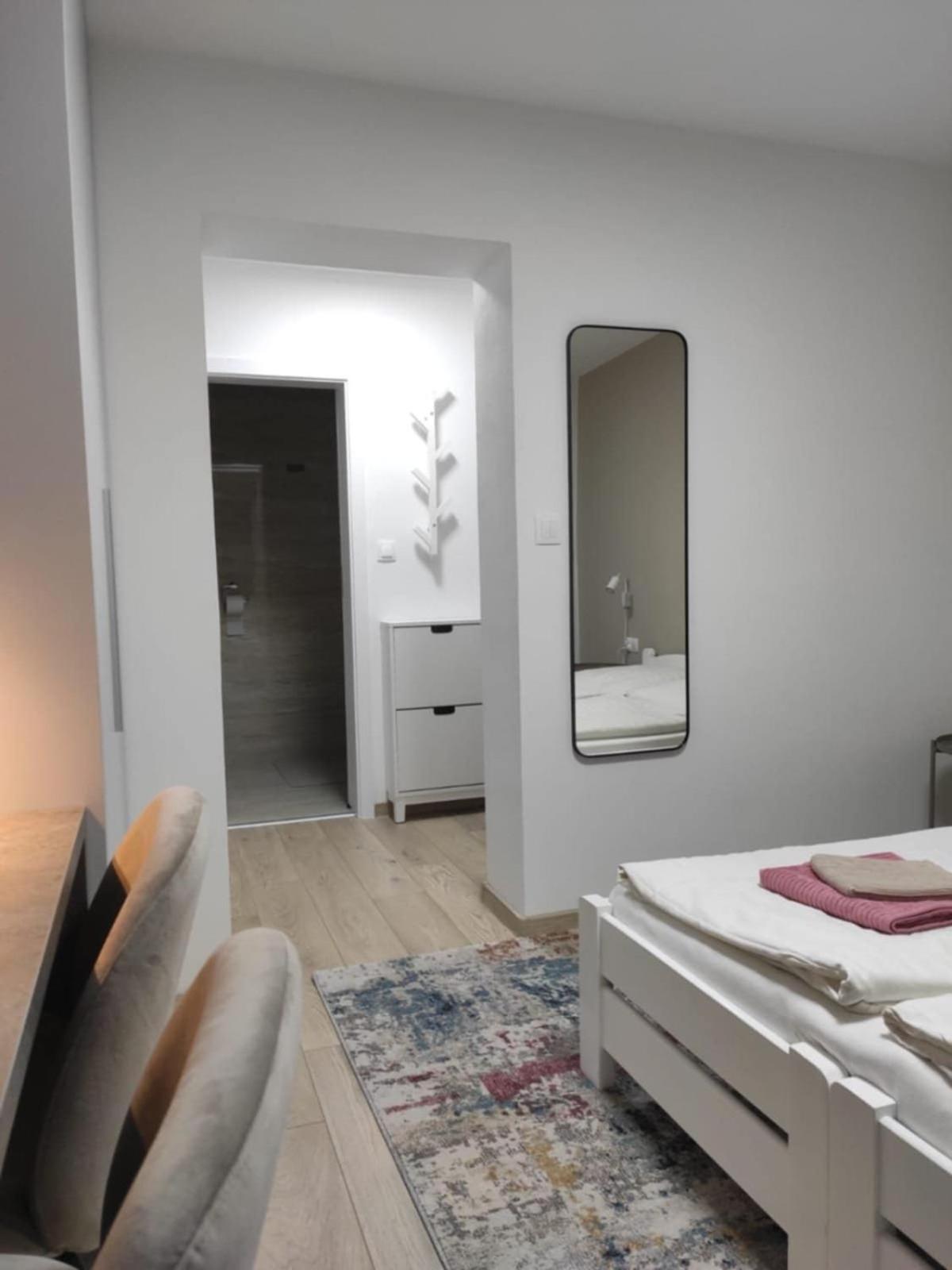 Privat Julia Ξενοδοχείο Vrbov Εξωτερικό φωτογραφία